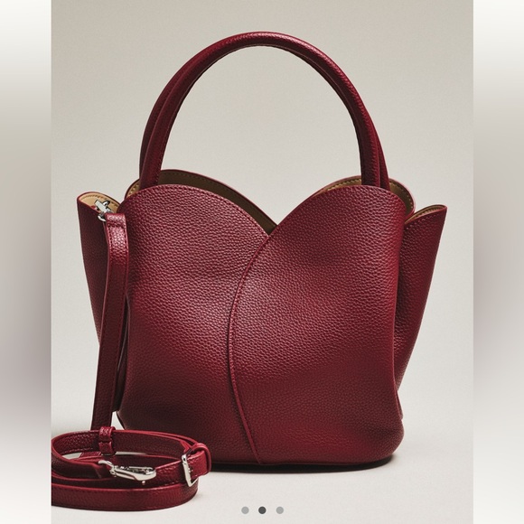 Melie Bianco x Anthropologie Tulip Top-Handle Crossbody Tote 2 in 1 - Picture 9 of 10